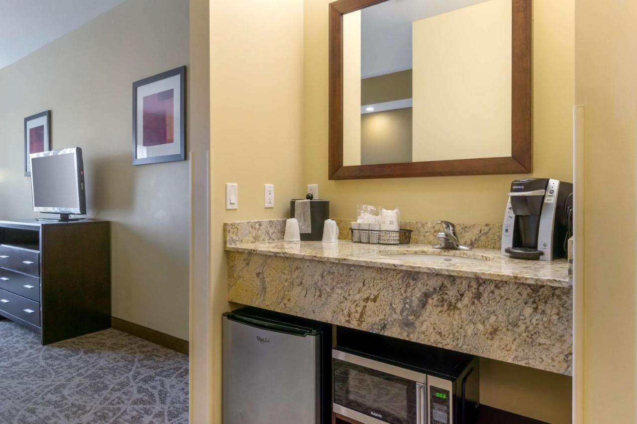 Best Western Plus Lacey Inn & Suites Εξωτερικό φωτογραφία